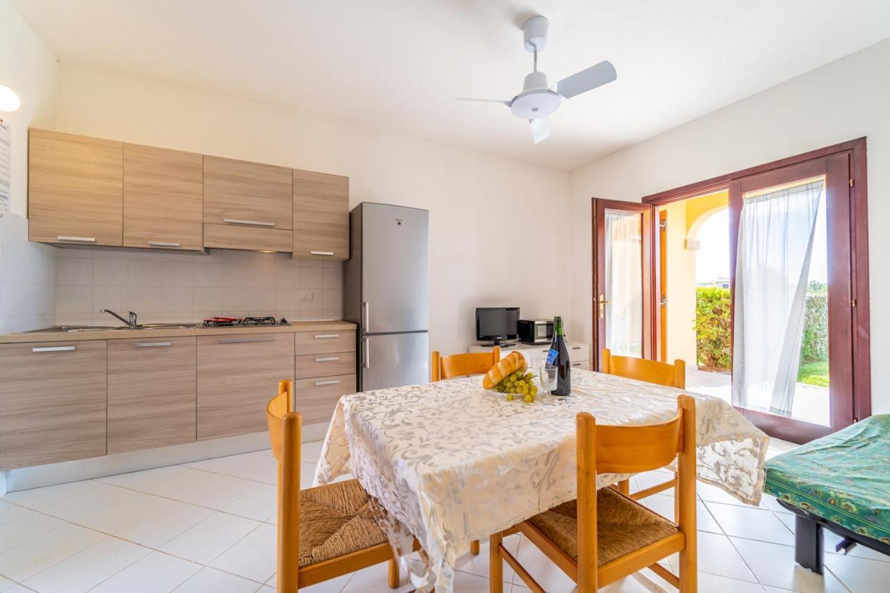 Iss Travel, Ambra Apartments - 800 M From La Cinta Beach سان تيودورو المظهر الخارجي الصورة